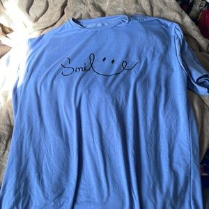 Light Blue Graphic Tee „Smil:)“